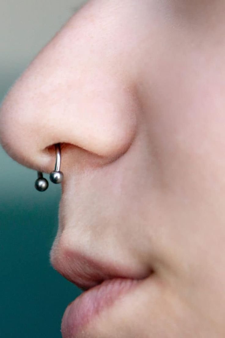 what does a bull nose ring mean on a woman